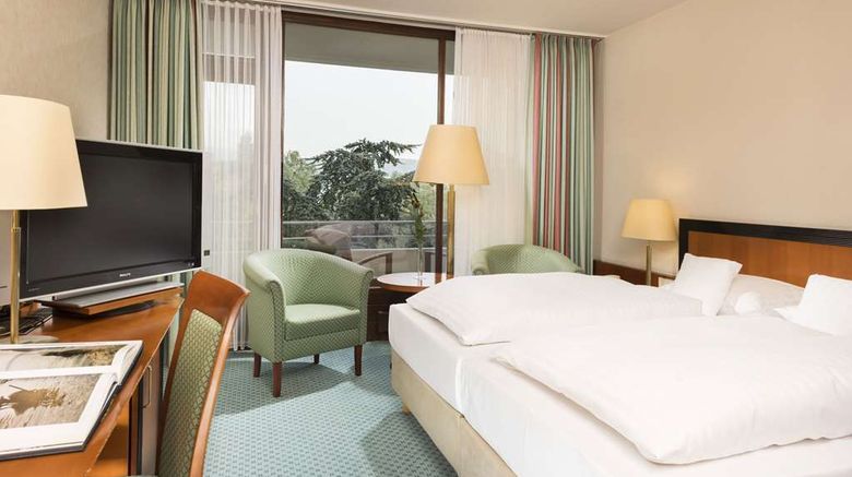<b>Maritim Hotel Bad Salzuflen Room</b>. Images powered by <a href="https://iceportal.shijigroup.com/" title="IcePortal" target="_blank">IcePortal</a>.