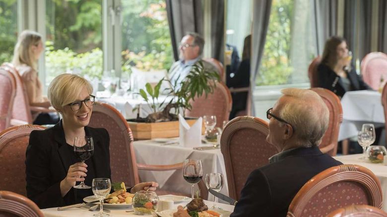 <b>Maritim Hotel Bad Salzuflen Restaurant</b>. Images powered by <a href="https://iceportal.shijigroup.com/" title="IcePortal" target="_blank">IcePortal</a>.
