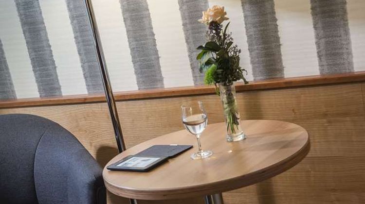 Maritim Hotel Stuttgart Room