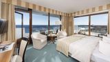 <b>Maritim Seehotel Room</b>. Images powered by <a href="https://iceportal.shijigroup.com/" title="IcePortal" target="_blank">IcePortal</a>.