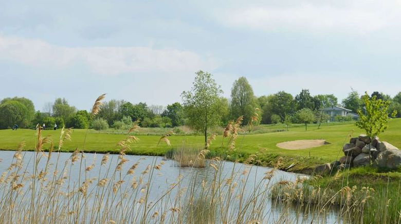 <b>Maritim Strandhotel Travemuende Golf</b>. Images powered by <a href="https://iceportal.shijigroup.com/" title="IcePortal" target="_blank">IcePortal</a>.
