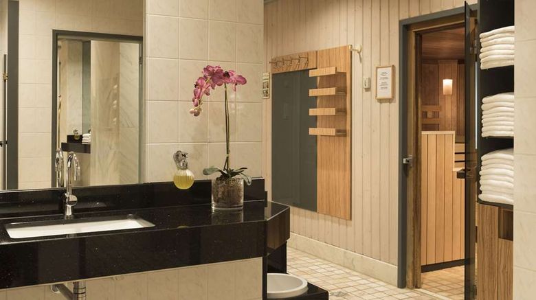 <b>Maritim Hotel Ulm Spa</b>. Images powered by <a href="https://iceportal.shijigroup.com/" title="IcePortal" target="_blank">IcePortal</a>.