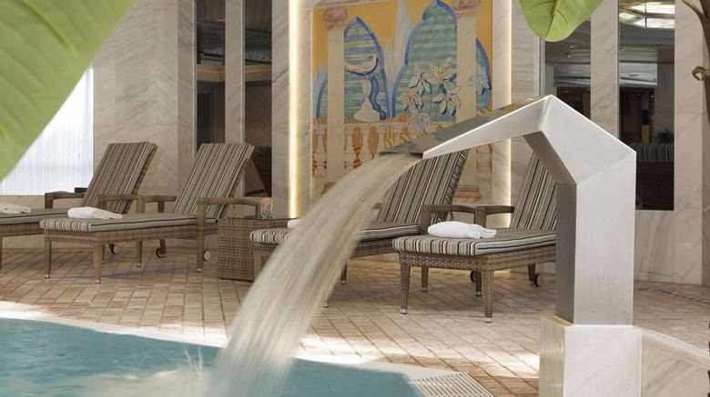 <b>Maritim Hotel Ulm Pool</b>. Images powered by <a href="https://iceportal.shijigroup.com/" title="IcePortal" target="_blank">IcePortal</a>.
