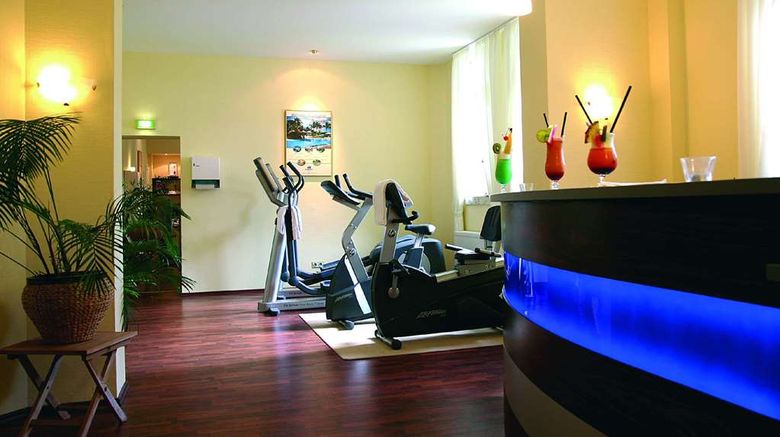 <b>Maritim Badehotel Health</b>. Images powered by <a href="https://iceportal.shijigroup.com/" title="IcePortal" target="_blank">IcePortal</a>.