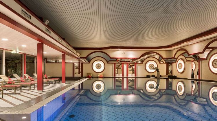 Maritim Badehotel Pool