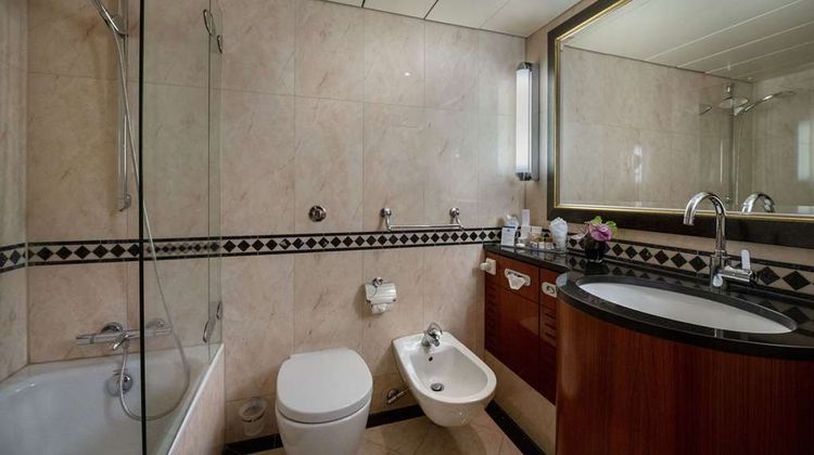 Maritim Hotel Wuerzburg Room