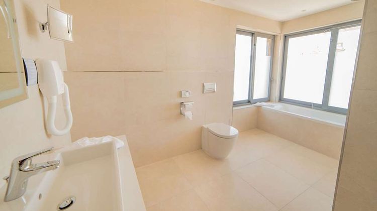 Maritim Antonine Hotel & Spa Suite