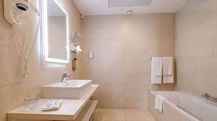 Maritim Antonine Hotel & Spa Suite