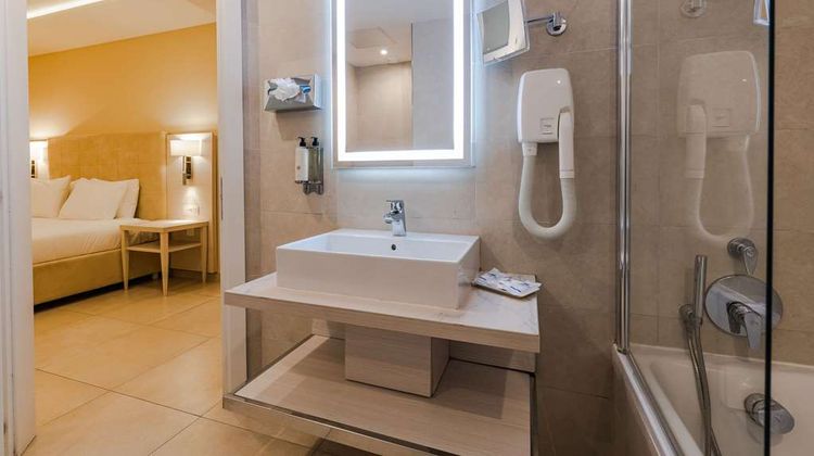 Maritim Antonine Hotel & Spa Room