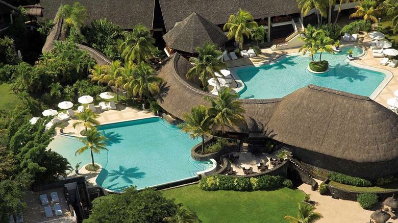 <b>Maritim Resort & Spa Mauritius Pool</b>. Images powered by <a href="https://iceportal.shijigroup.com/" title="IcePortal" target="_blank">IcePortal</a>.