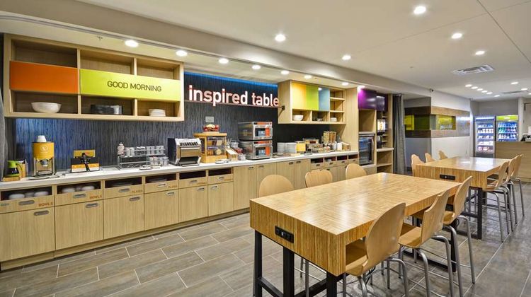Home2 Suites Columbus Arpt East Broad Restaurant