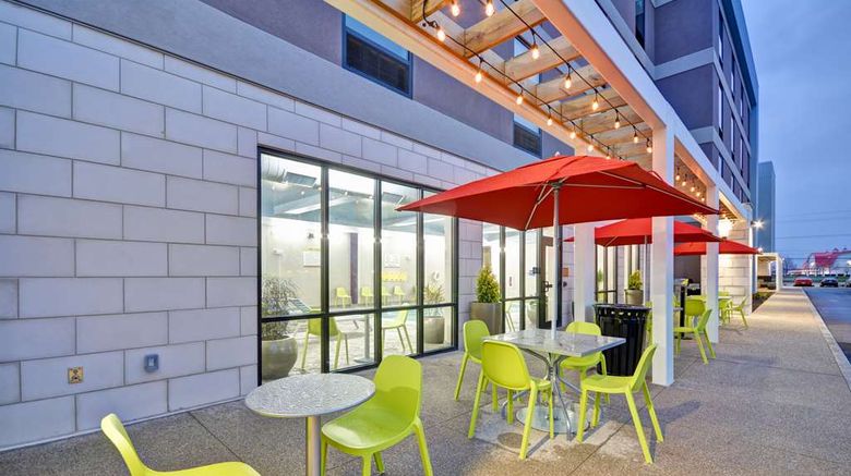<b>Home2 Suites Columbus Arpt East Broad Exterior</b>. Images powered by <a href="https://iceportal.shijigroup.com/" title="IcePortal" target="_blank">IcePortal</a>.