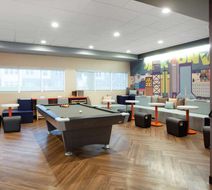 Tru by Hilton Jacksonville St. Johns Lobby
