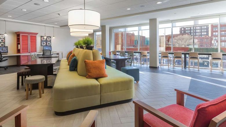 <b>Home2 Suites Kansas City Downtown Lobby</b>. Images powered by <a href="https://iceportal.shijigroup.com/" title="IcePortal" target="_blank">IcePortal</a>.
