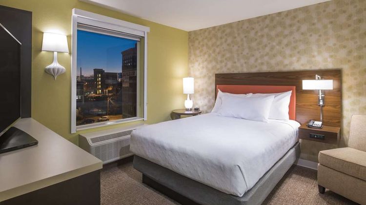 Home2 Suites Kansas City Downtown Room