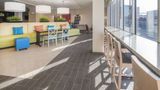 <b>Home2 Suites Kansas City Downtown Lobby</b>. Images powered by <a href="https://iceportal.shijigroup.com/" title="IcePortal" target="_blank">IcePortal</a>.