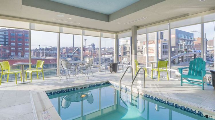 Home2 Suites Kansas City Downtown Pool