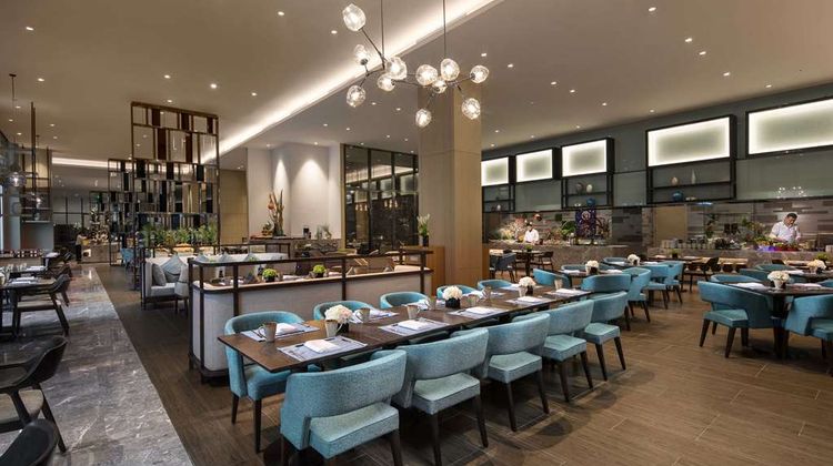 DoubleTree Oriental Movie Metropolis Restaurant