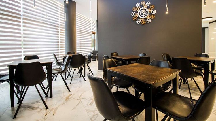 Best Western Plus Premium Inn Restaurant