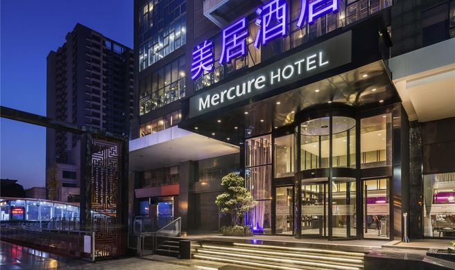 Mercure Chengdu Downtown Exterior