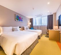 Howard Johnson Incheon Airport Room