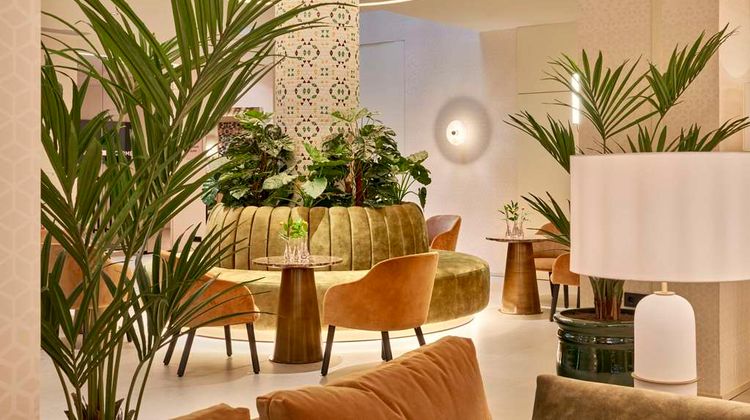 Barcelo Carmen Granada Lobby