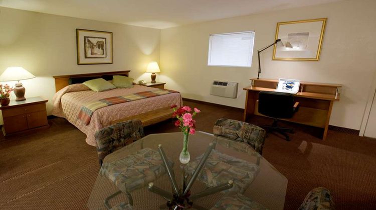 Americas Best Value Inn Suite