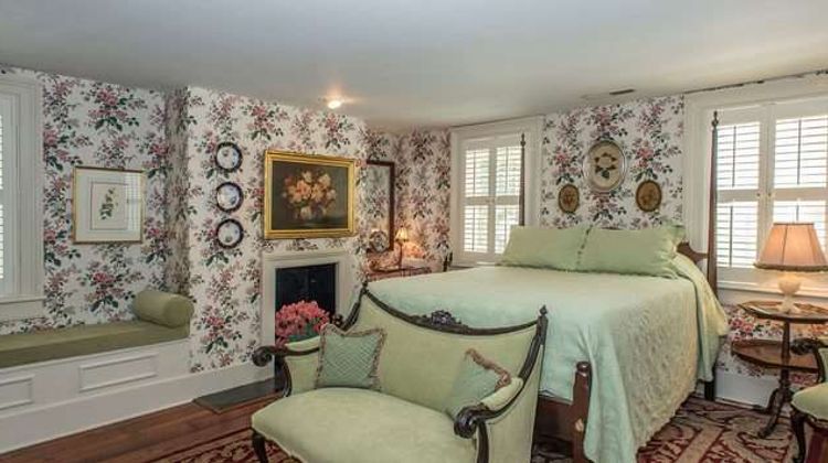 The Jasmine House Room