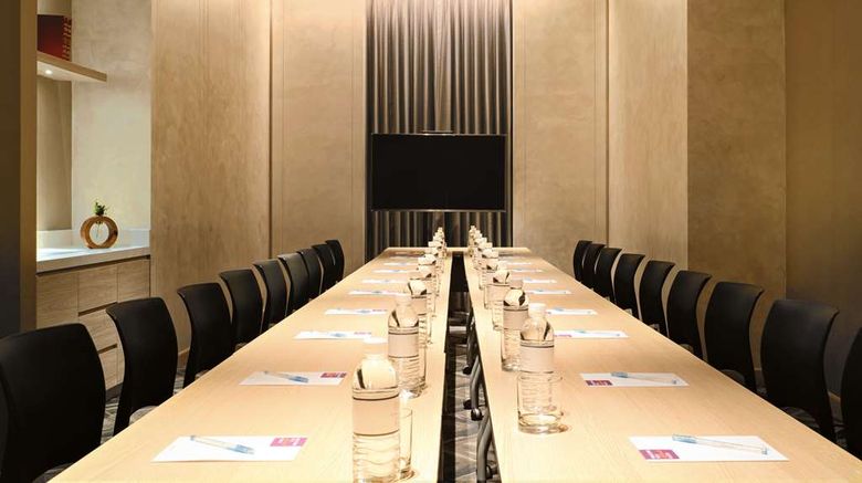 <b>Hyatt Place Bangkok Sukhumvit Meeting</b>. Images powered by <a href="https://iceportal.shijigroup.com/" title="IcePortal" target="_blank">IcePortal</a>.