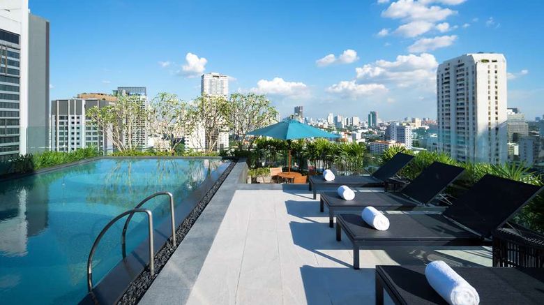 <b>Hyatt Place Bangkok Sukhumvit Pool</b>. Images powered by <a href="https://iceportal.shijigroup.com/" title="IcePortal" target="_blank">IcePortal</a>.