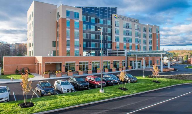 Hyatt Place Marlborough/Apex Center Exterior