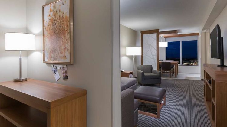 Hyatt Place Marlborough/Apex Center Suite