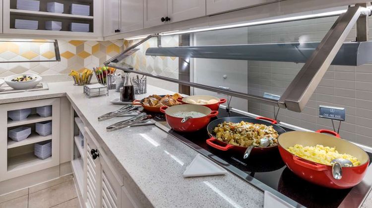 Hyatt Place Marlborough/Apex Center Restaurant