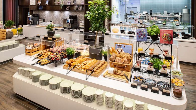 <b>Hyatt Place Frankfurt Airport Restaurant</b>. Images powered by <a href="https://iceportal.shijigroup.com/" title="IcePortal" target="_blank">IcePortal</a>.