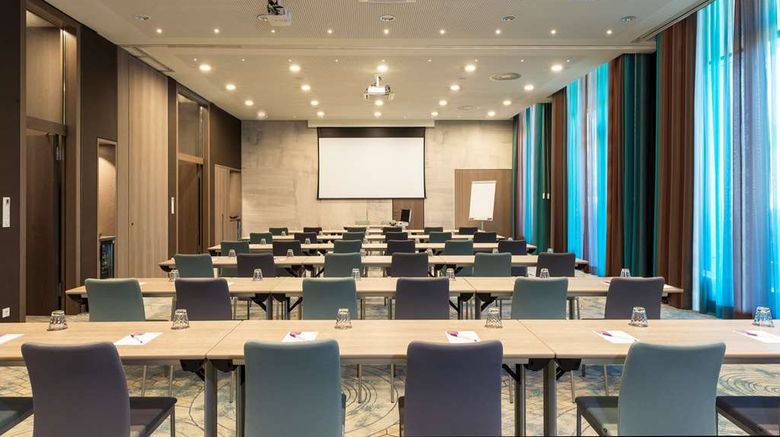 <b>Hyatt Place Frankfurt Airport Meeting</b>. Images powered by <a href="https://iceportal.shijigroup.com/" title="IcePortal" target="_blank">IcePortal</a>.