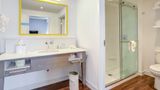 <b>Hampton Inn & Suites Boston/Waltham Room</b>. Images powered by <a href="https://iceportal.shijigroup.com/" title="IcePortal" target="_blank">IcePortal</a>.