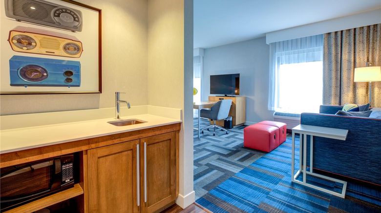 <b>Hampton Inn & Suites Boston/Waltham Other</b>. Images powered by <a href="https://iceportal.shijigroup.com/" title="IcePortal" target="_blank">IcePortal</a>.