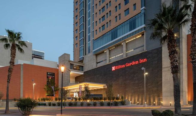 Hilton Garden Inn Chihuahua Exterior