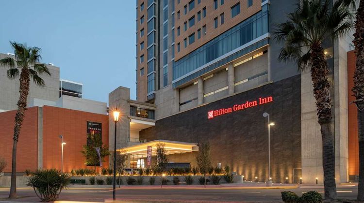 Hilton Garden Inn Chihuahua Exterior