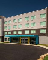 Tru by Hilton Farmville