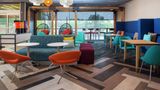 Tru by Hilton Farmville Lobby