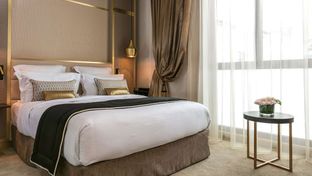 Niepce Paris Hotel, Curio Collection