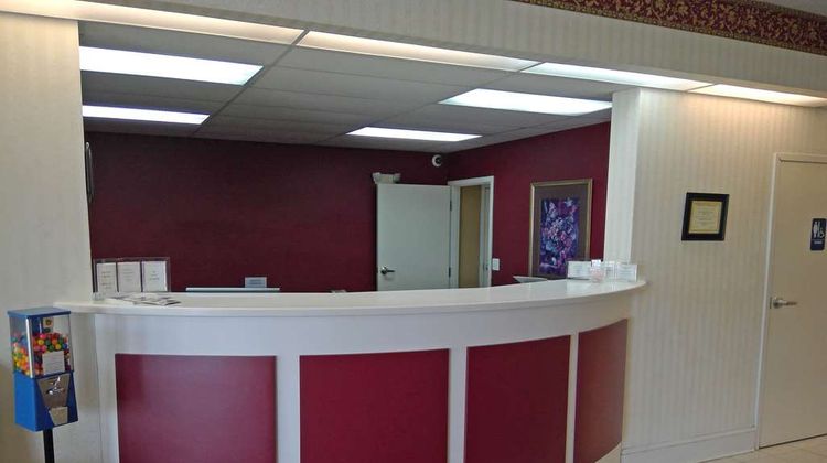 Americas Best Value Inn Kinston Lobby