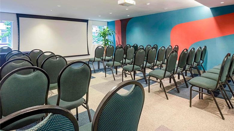 <b>Novotel Rio de Janeiro Leme Meeting</b>. Images powered by <a href="https://iceportal.shijigroup.com/" title="IcePortal" target="_blank">IcePortal</a>.