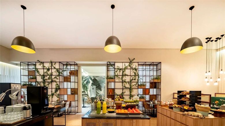 <b>Grand Mercure Sp Itaim Bibi Restaurant</b>. Images powered by <a href="https://iceportal.shijigroup.com/" title="IcePortal" target="_blank">IcePortal</a>.