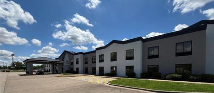 Baymont Inn & Suites Marion Exterior