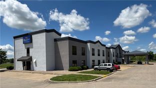 Baymont Inn & Suites Marion