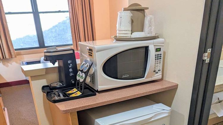 Travelodge Inn & Suites Deadwood Room