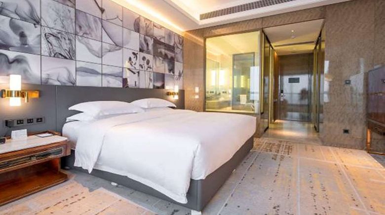 <b>Wyndham Grand Suzhou Fenhu Room</b>. Images powered by <a href="https://iceportal.shijigroup.com/" title="IcePortal" target="_blank">IcePortal</a>.