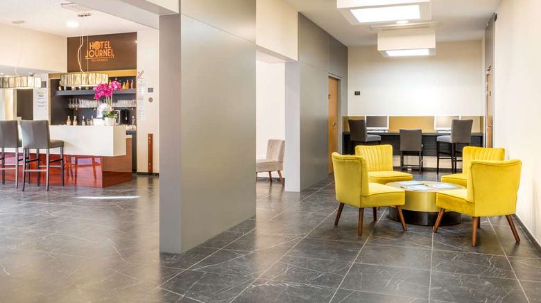 <b>Best Western Hotel Journel Paris Sud Lobby</b>. Images powered by <a href="https://iceportal.shijigroup.com/" title="IcePortal" target="_blank">IcePortal</a>.